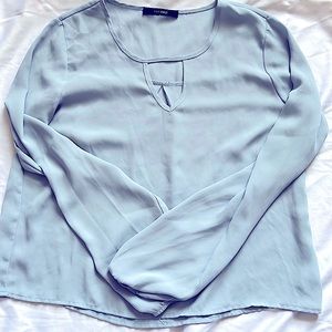 Blue/gray long sleeve shirt